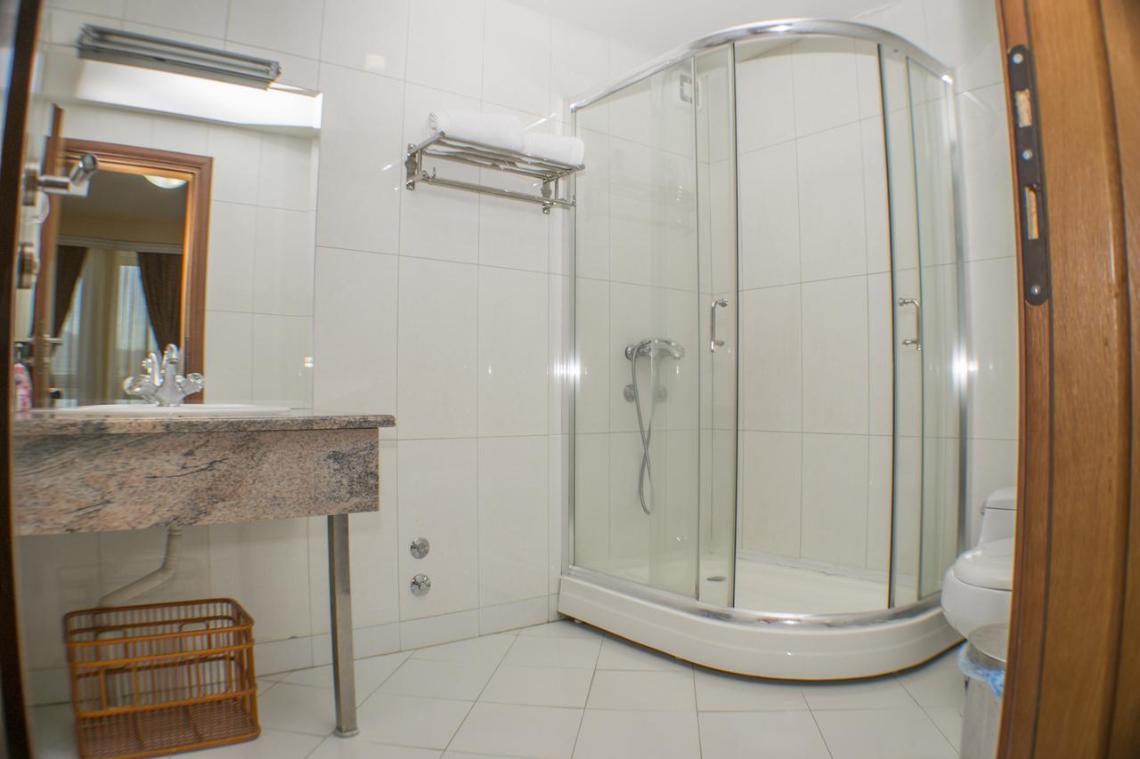 Hotel Feni Kavadarci Exteriör bild