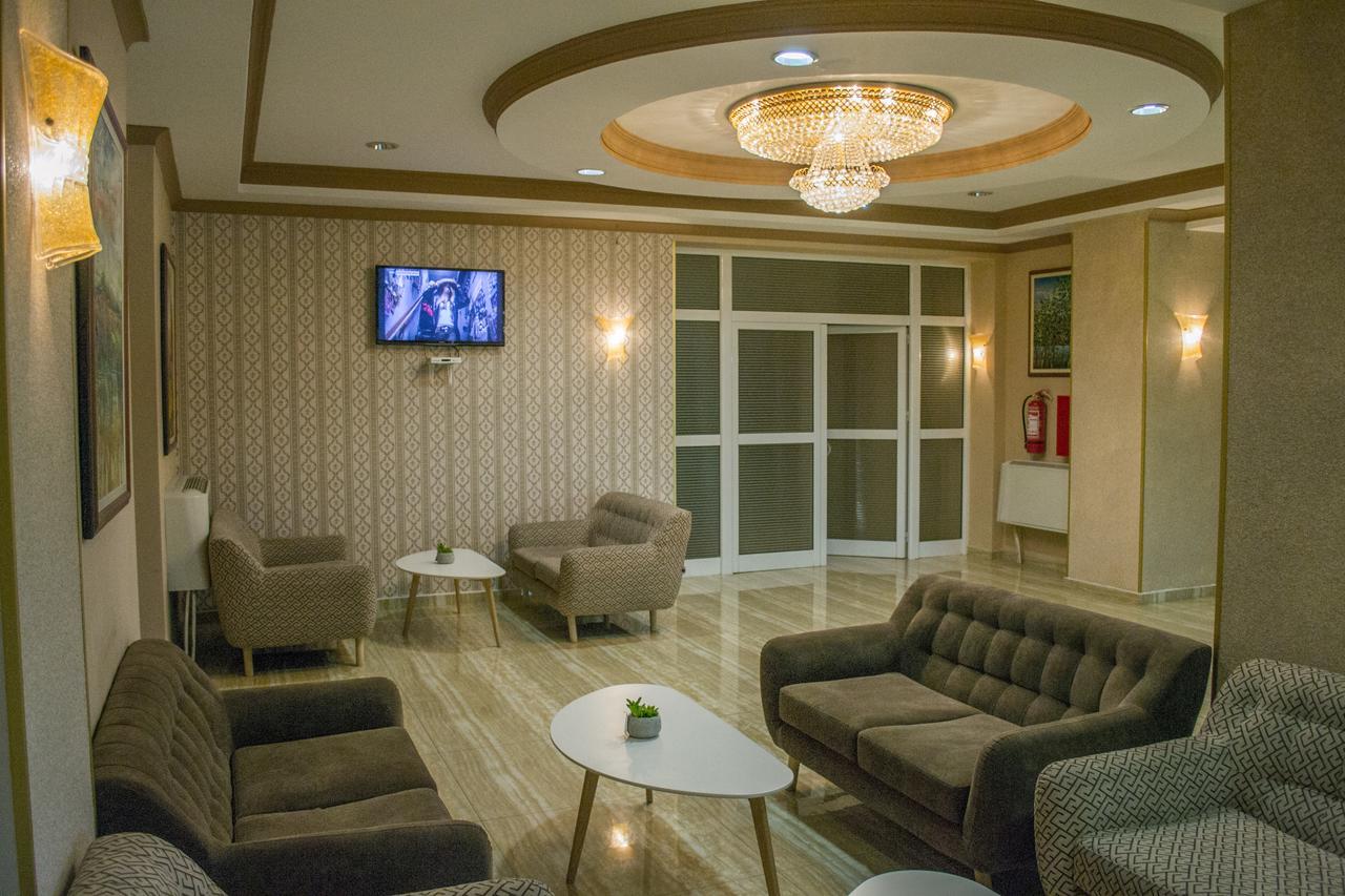 Hotel Feni Kavadarci Exteriör bild