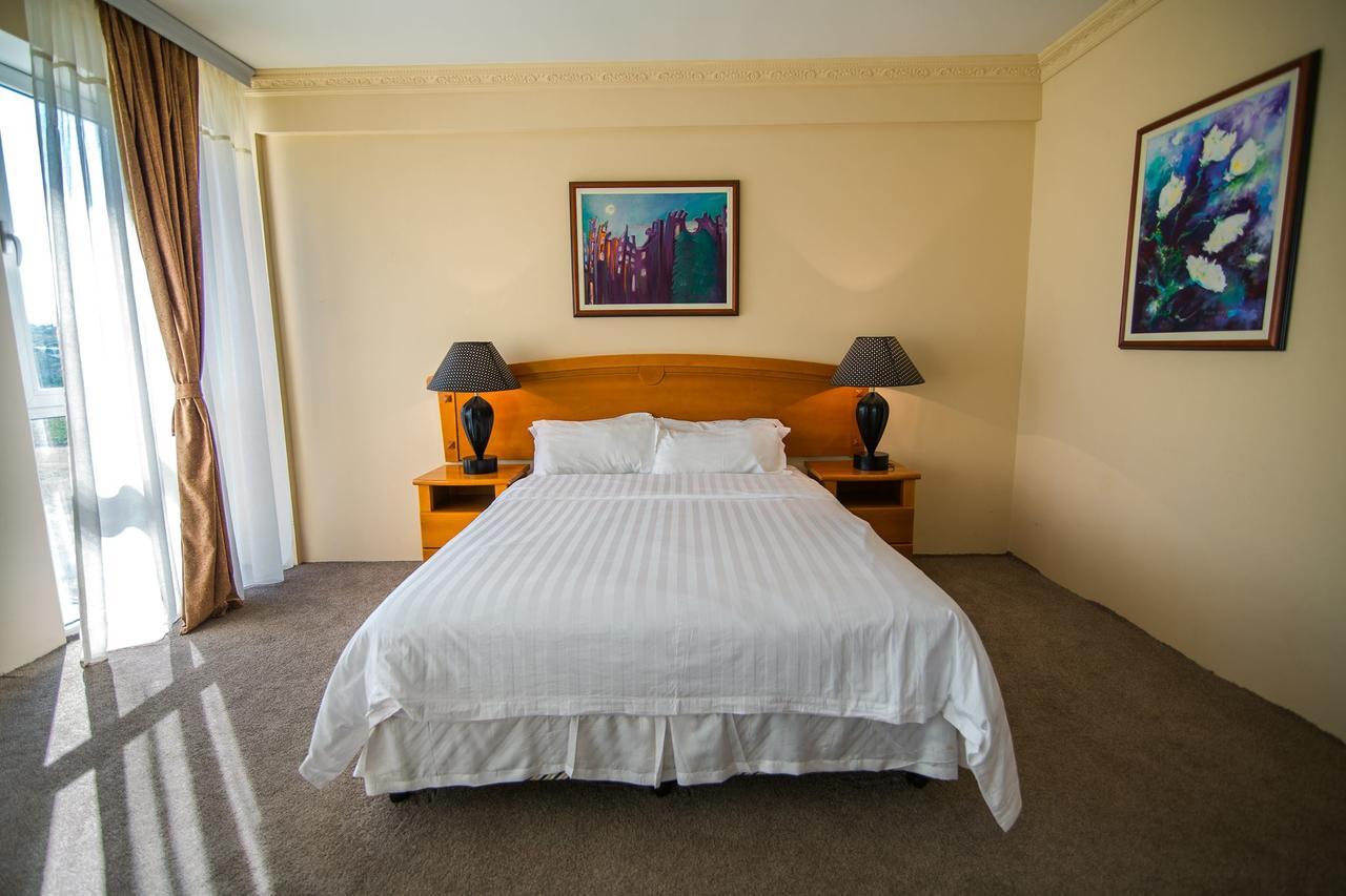 Hotel Feni Kavadarci Exteriör bild